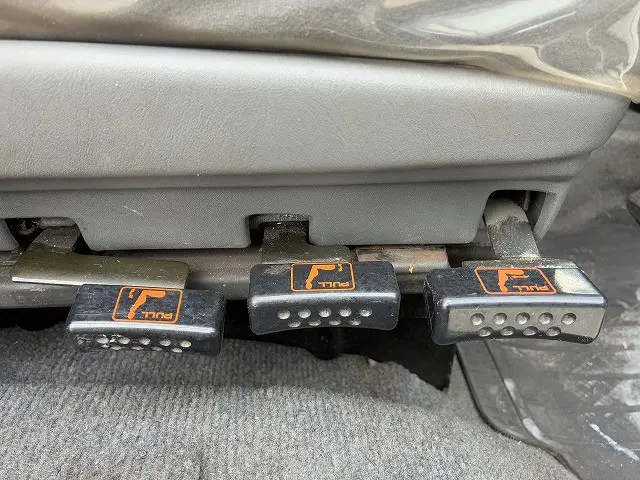 いすゞ フォワード ADG-FRR90L3S(2WD)の写真44