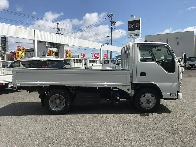 いすゞ エルフ 2RG-NJS88A(4WD)の写真8