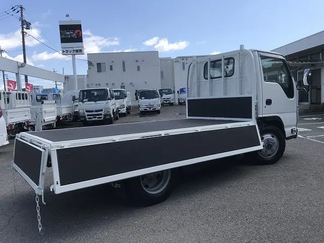 いすゞ エルフ 2RG-NJS88A(4WD)の写真13