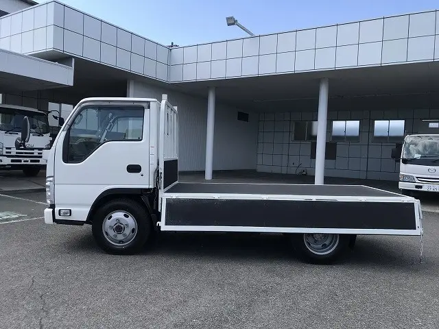いすゞ エルフ 2RG-NJS88A(4WD)の写真14