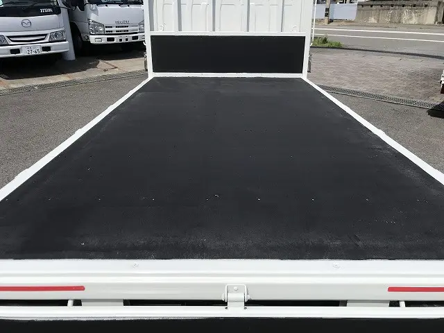 いすゞ エルフ 2RG-NJS88A(4WD)の写真16