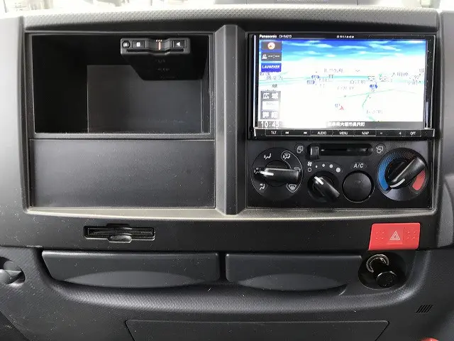 いすゞ エルフ 2RG-NJS88A(4WD)の写真27