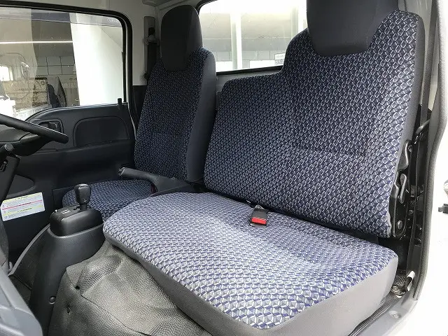 いすゞ エルフ 2RG-NJS88A(4WD)の写真35