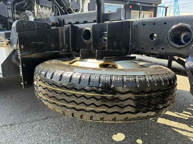 三菱 キャンター TPG-FBA60(2WD)の写真34
