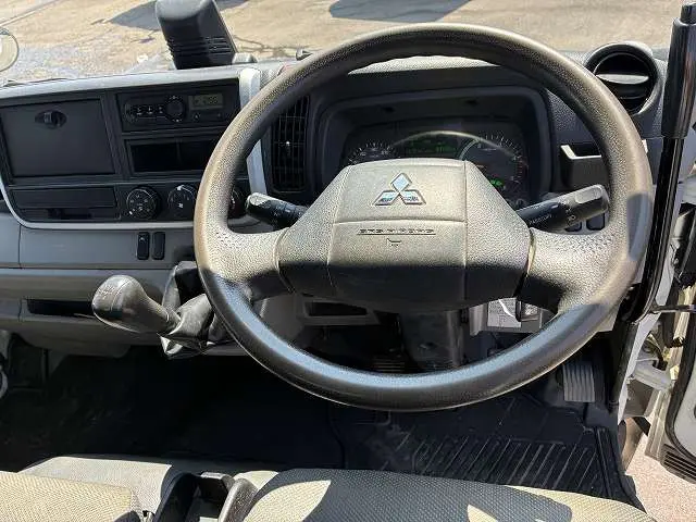 三菱 キャンター TPG-FBA60(2WD)の写真39