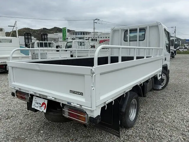 マツダ タイタン KK-WHS5T(2WD)の写真8