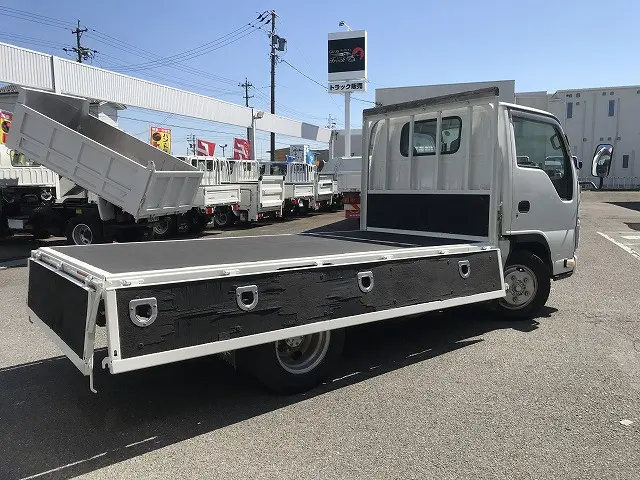 いすゞ エルフ TKG-NJR85A(2WD)の写真13