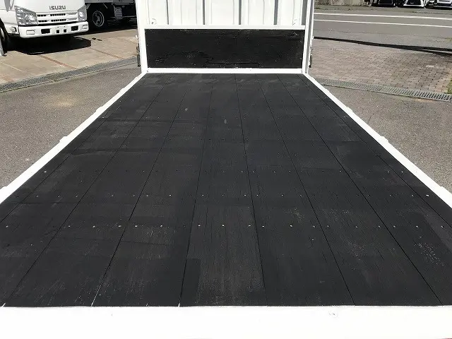 いすゞ エルフ TKG-NJR85A(2WD)の写真16