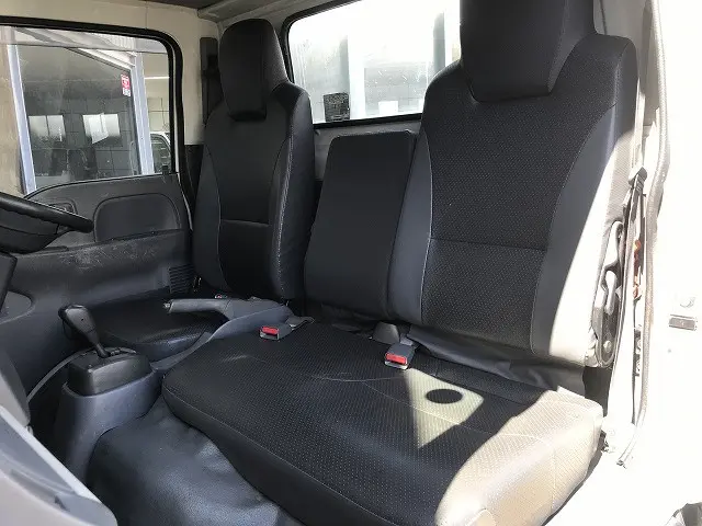 いすゞ エルフ TKG-NJR85A(2WD)の写真34