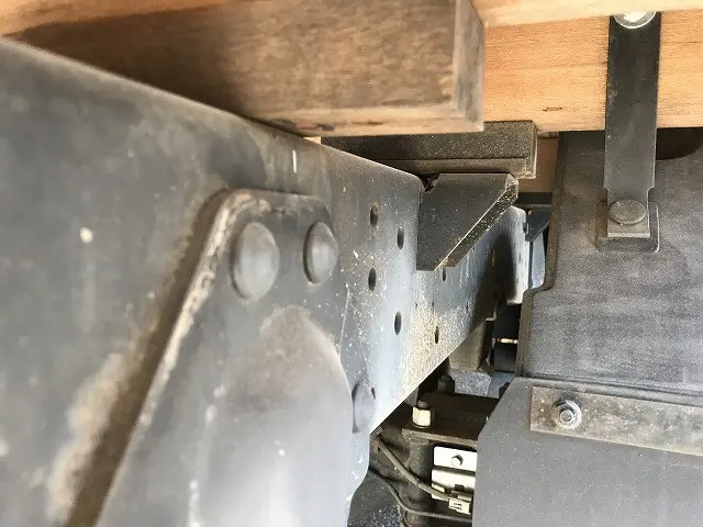 いすゞ エルフ TKG-NJR85A(2WD)の写真36