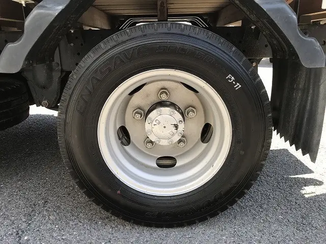 いすゞ エルフ TKG-NJR85A(2WD)の写真42