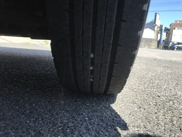 いすゞ エルフ TKG-NJR85A(2WD)の写真45