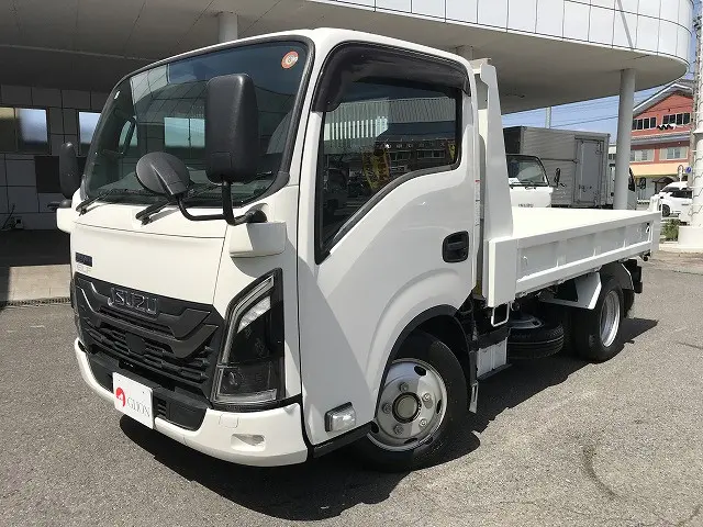 いすゞ エルフ 2RG-NJR88AT(2WD)の写真9