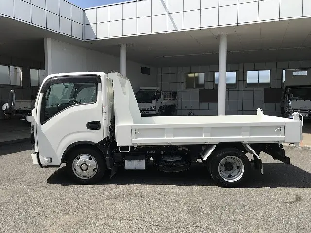 いすゞ エルフ 2RG-NJR88AT(2WD)の写真12