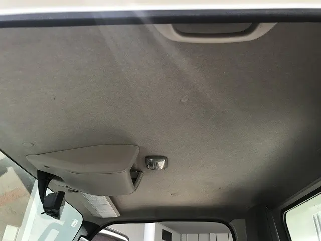 いすゞ エルフ 2RG-NJR88AT(2WD)の写真44