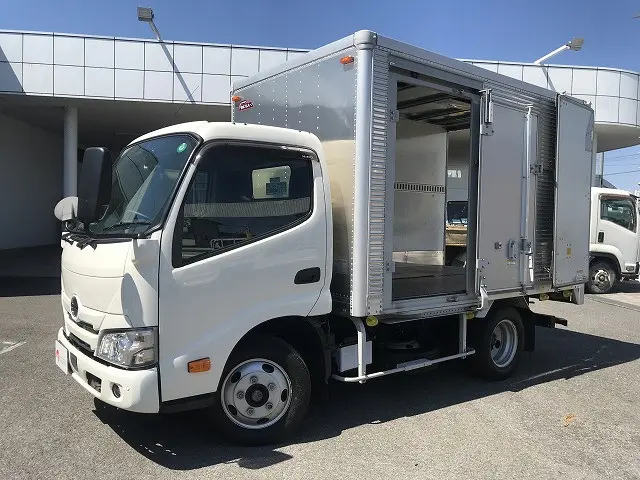日野 デュトロ 2RG-XZU605M(2WD)の写真9