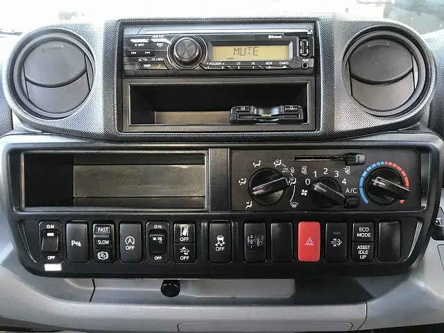 日野 デュトロ 2RG-XZU605M(2WD)の写真30