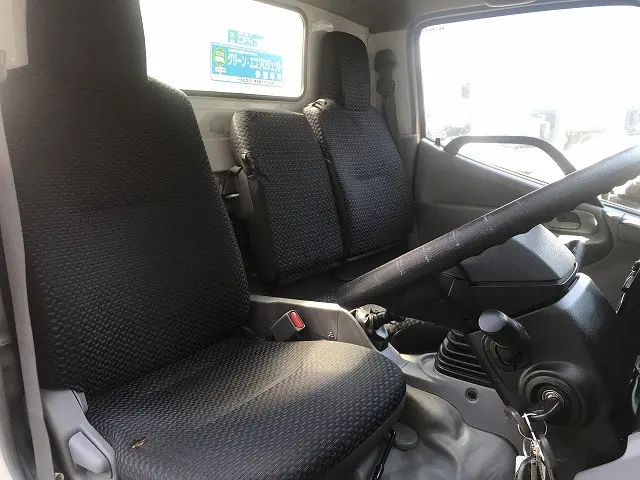 日野 デュトロ 2RG-XZU605M(2WD)の写真38