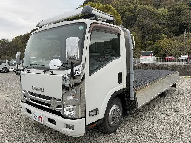 いすゞ エルフ TRG-NPR85AR(2WD)の写真9