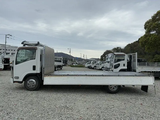 いすゞ エルフ TRG-NPR85AR(2WD)の写真11