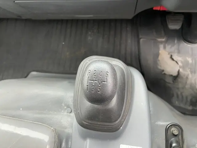 いすゞ エルフ TRG-NPR85AR(2WD)の写真33