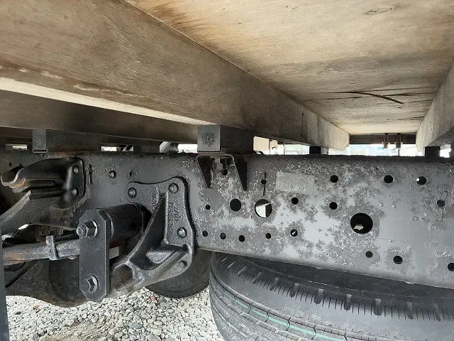 いすゞ エルフ TRG-NPR85AR(2WD)の写真43