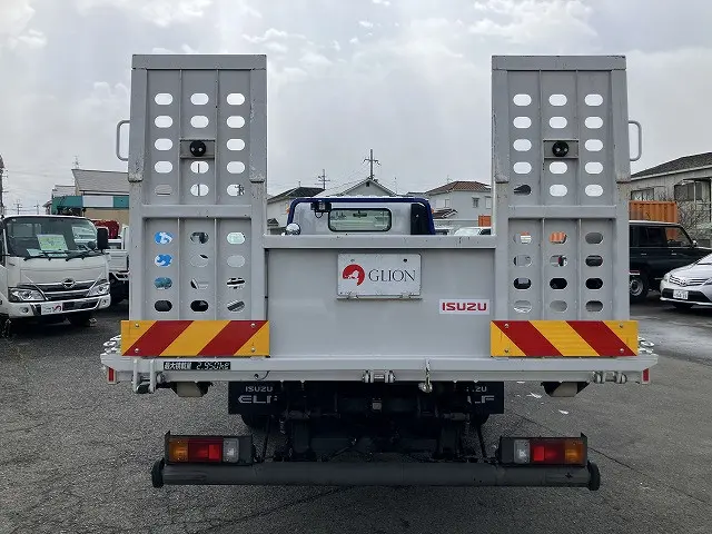 いすゞ エルフ 2RG-NPR88AM(2WD)の写真7