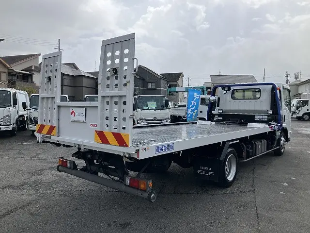 いすゞ エルフ 2RG-NPR88AM(2WD)の写真8