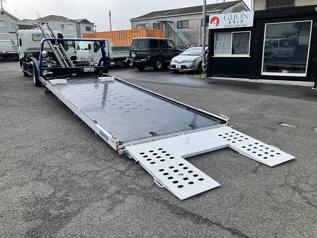 いすゞ エルフ 2RG-NPR88AM(2WD)の写真11