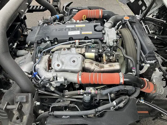 いすゞ エルフ 2RG-NPR88AM(2WD)の写真15