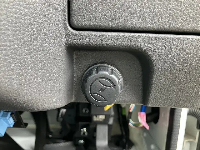 いすゞ エルフ 2RG-NPR88AM(2WD)の写真37
