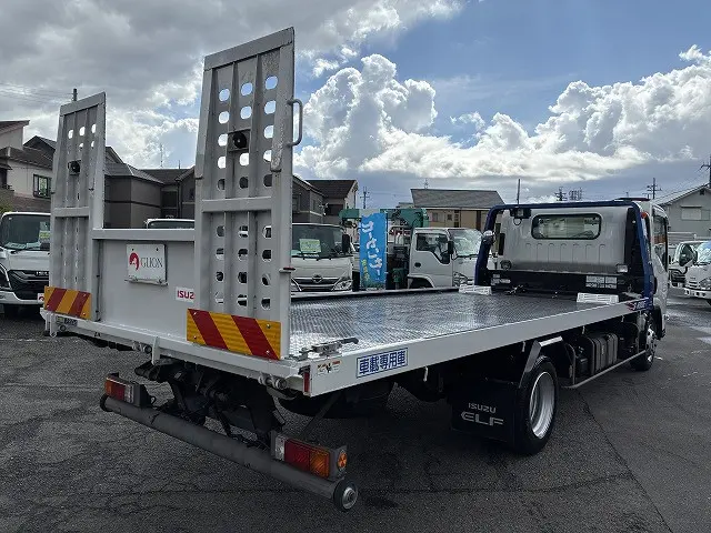 いすゞ エルフ 2RG-NPR88AM(2WD)の写真8