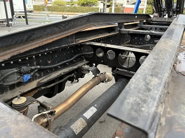 いすゞ エルフ 2RG-NPR88AM(2WD)の写真15