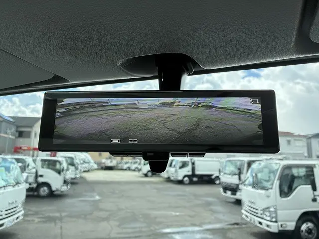 いすゞ エルフ 2RG-NPR88AM(2WD)の写真36