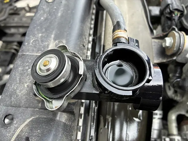 いすゞ エルフ 2RG-NPR88AM(2WD)の写真39