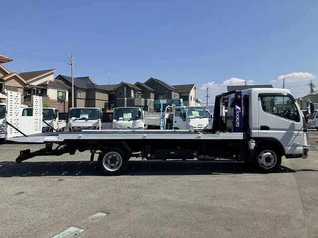 三菱 キャンター 2RG-FEB80(2WD)の写真5