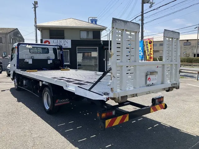 三菱 キャンター 2RG-FEB80(2WD)の写真6
