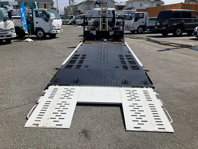 三菱 キャンター 2RG-FEB80(2WD)の写真12