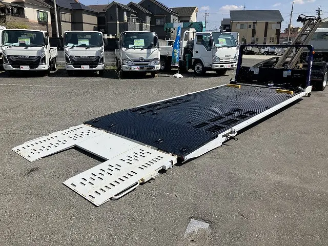 三菱 キャンター 2RG-FEB80(2WD)の写真13