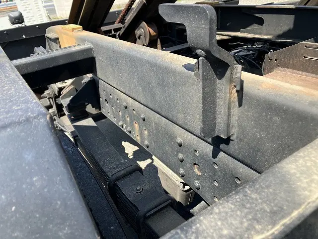 三菱 キャンター 2RG-FEB80(2WD)の写真16