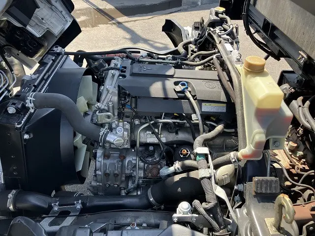 三菱 キャンター 2RG-FEB80(2WD)の写真26