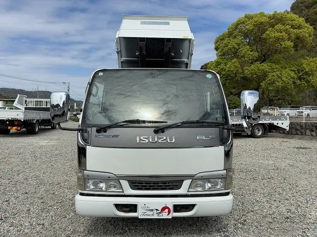 いすゞ エルフ KR-NKR81ED(2WD)の写真2