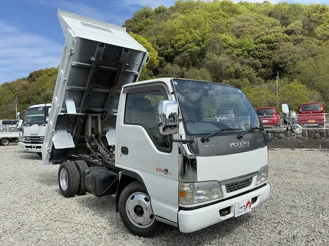 いすゞ エルフ KR-NKR81ED(2WD)の写真3