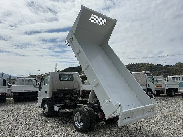 いすゞ エルフ KR-NKR81ED(2WD)の写真26