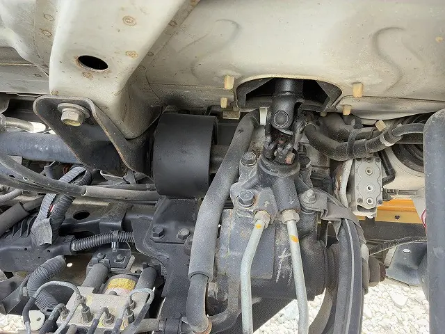 いすゞ エルフ KR-NKR81ED(2WD)の写真33