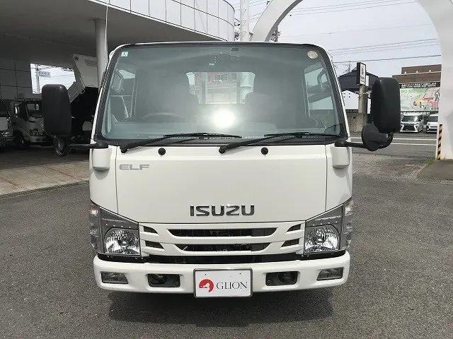 いすゞ エルフ 2RG-NJR88A(2WD)の写真2