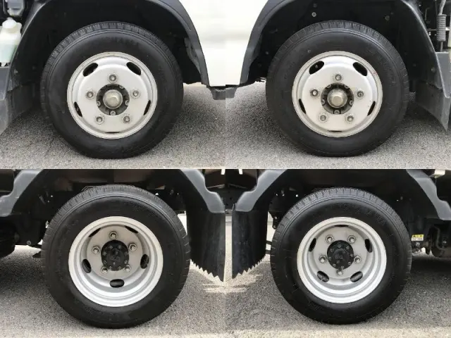 いすゞ エルフ 2RG-NJR88A(2WD)の写真42