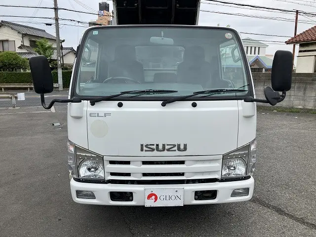 いすゞ エルフ TKG-NKR85AD(2WD)の写真2