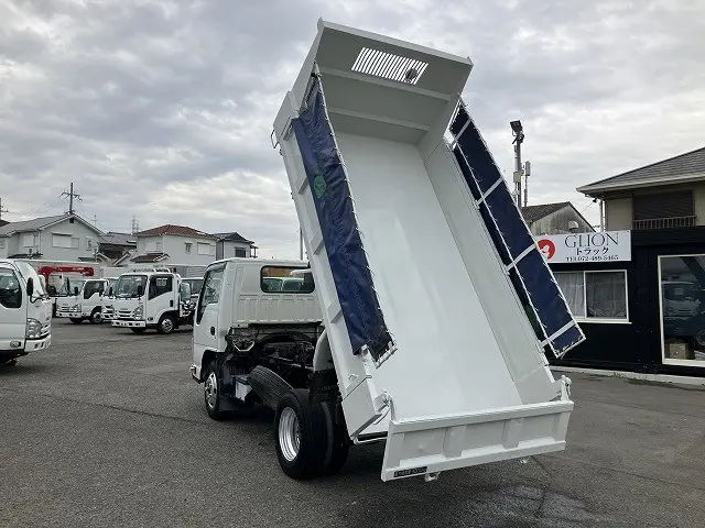 いすゞ エルフ TKG-NKR85AD(2WD)の写真6