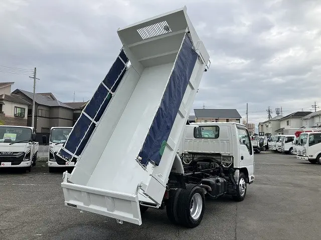 いすゞ エルフ TKG-NKR85AD(2WD)の写真8